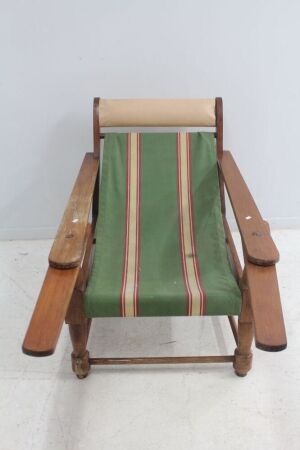 Vintage Timber Squatters Chair