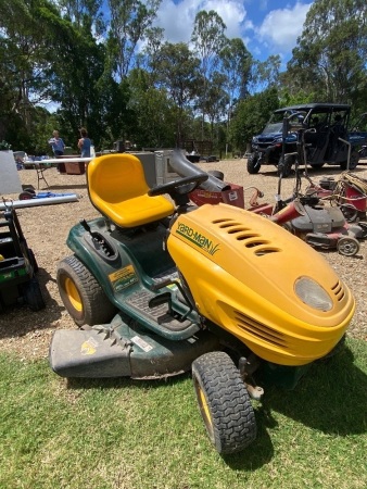 Yard Man Ride on Mower 20HP 42" CUT