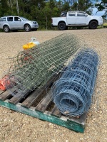  Various lengths of dog wire, orange barrier tape, garden mesh - 2