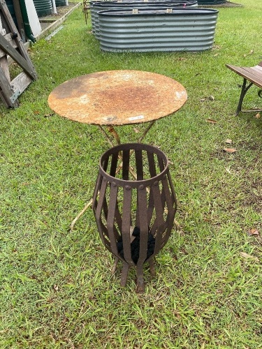 Outdoor table and fire pit