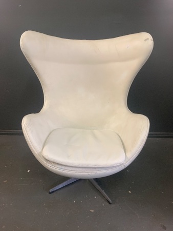 White leatherette egg chair 