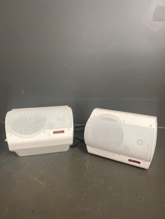 Redback powered speakers model C0929 white