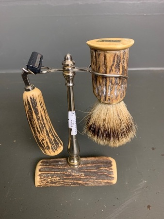 Deer Horn / Badger hair bristle shaving kit