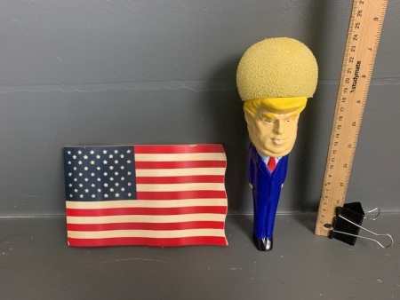 DONALD TRUMP dishwashing wand with ceramic American flag