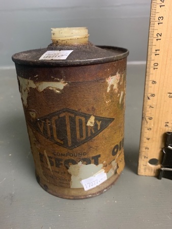 Old tin VICTORY NEETSFOOT Oil can  (no lid)