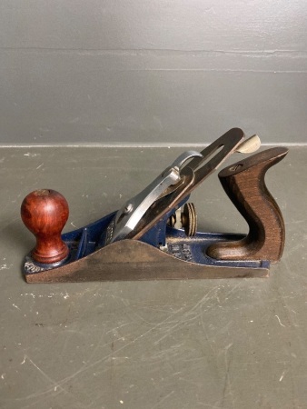 RECORD Made in England vintage woodworking plane