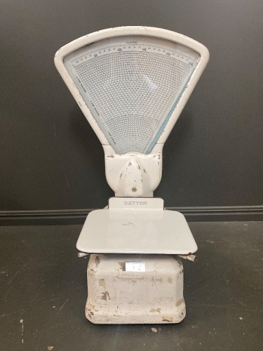 The Hobart manufacturing Co Dayton scales model 550 serial no. 55327