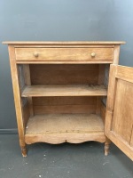 Antique kitchen pantry / meat safe - 2