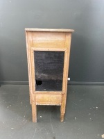 Antique kitchen pantry / meat safe - 6