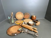 Mixed assortment of wooden kitchenware, 3* round bread boards, 2* rolling pins, wooden biscuit press, Pyrex measue jug, 1* sharpening steel, wooden biscut barrel, turned bowls, 2* mustard pots, wooden toothpick pig.