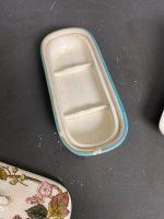 Butter dishes (one with crack) - 3