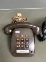 1980's push dial phone and retro Kellogg Chicago wall street phone - 3