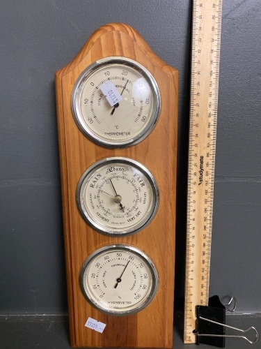 Modern thermometer/barometer