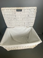 White cane basket - 3