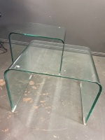 Set 2 glass U shaped side tables