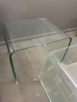 Set 2 glass U shaped side tables - 2