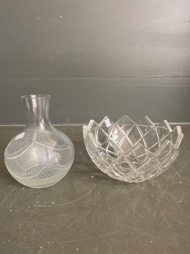 Crystal decanter and fruit bowl