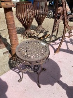 Metal plant stand