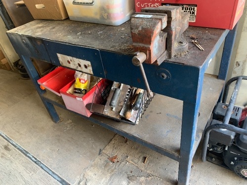 Heavy duty workshop bench with vice