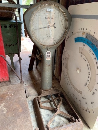 Vintage Salter Floor Scale - no plate