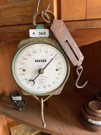 2 Vintage Spring Balance Scales