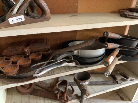 Assorted lot of mostly cast iron cooking pans etc