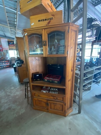 Corner display cabinet 