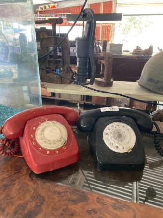 2 retro telephones