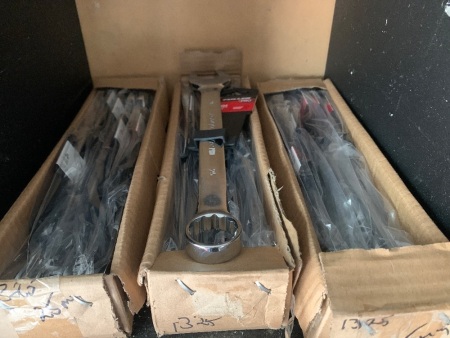 Quantity of 25mm Fuller open end/ring spanners