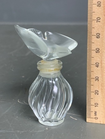 Lalique Frosted Dove Nina Ricci Perfume Bottle - Marked to Base