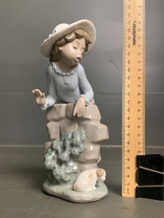 LLadro Nao Figurine - Girl With Dog - marked to base