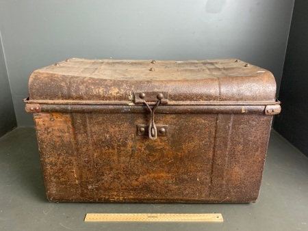 Vintage Metal Trunk