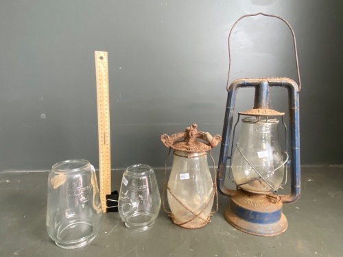 2 Hurricane kerosene lanterns large one Monarch with two Chalwyn lamp glasses Made in England