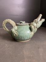 Hellfire Australia tea/coffee set - teapot, sugar jar and mug with crocodile - 9