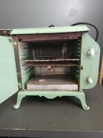 Hecla Electrics Benchtop Cast Iron Oven - 2