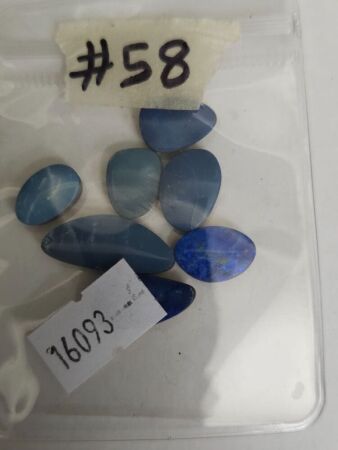 35 carats OPAL Doublet Gemstones