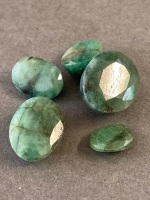 28 carats EMERALD Gemstones - 2