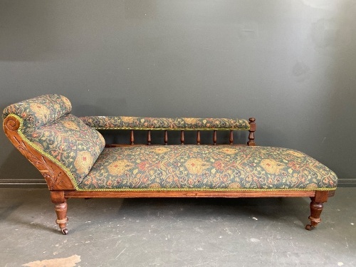 Antique day bed on castors in beautiful condition