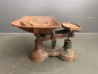 Vintage scales with 4 imperial weights - 5