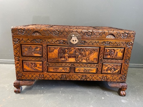 Large vintage Asian wooden carved teak glory box / chest