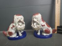 Pair of Staffordshire Pottery Dogs - 2