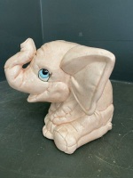 Ceramic elephant and mini chicken on a pig figurine - 4