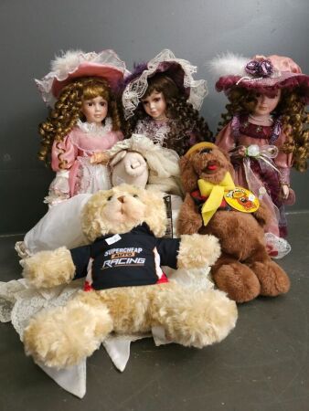 3 Vintage dolls on stands, Humphrey Bear, Teddy bear and 1 pig bride doll