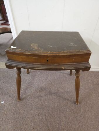 Small Lined Cutlery/Jewellery Box on Turned Legs