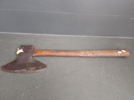 Simmons & Co Cast Steel 10" Axe