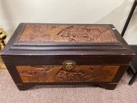 Small Asian carved wooden chest - 3