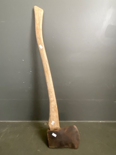 Craftsman axe - 5 1/2in blade - marked