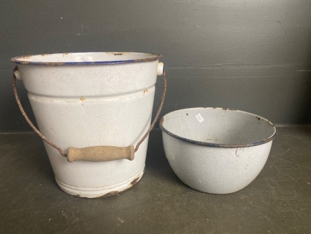 Vintage enamel bucket with enamel bowl