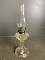 2 x clear glass kerosene lamps with chimneys - 3