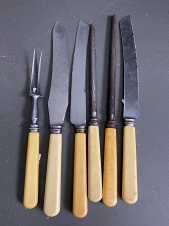 Bone and stainless carving set